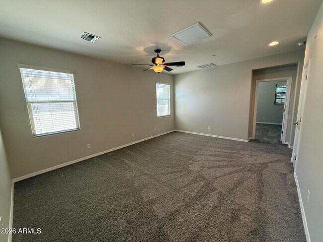 Building Photo - 9237 W Coolbrook Ave