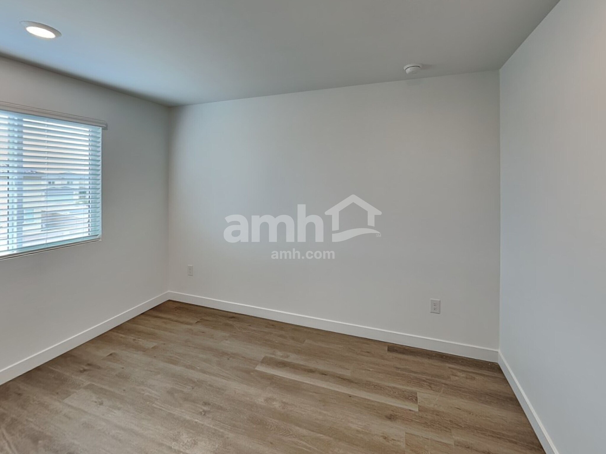 Building Photo - 9671 N Rancho Lozano