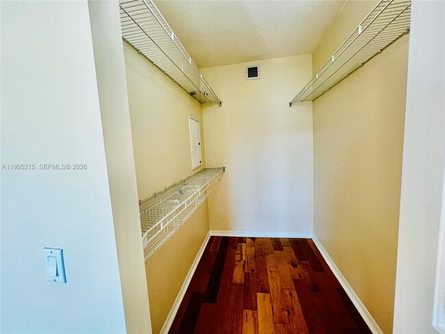 Building Photo - 2421 NE 65th St