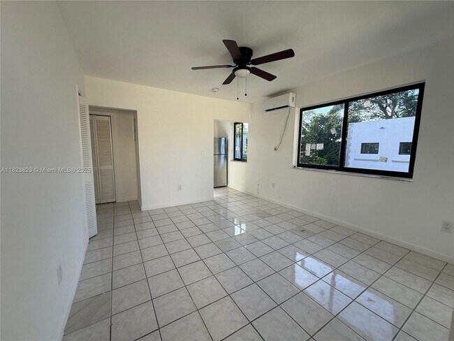 Primary Photo - 1037 SW 4th St