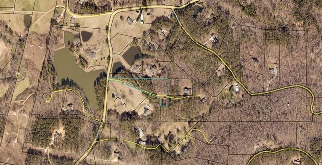 Building Photo - 148 Pine Tree Path