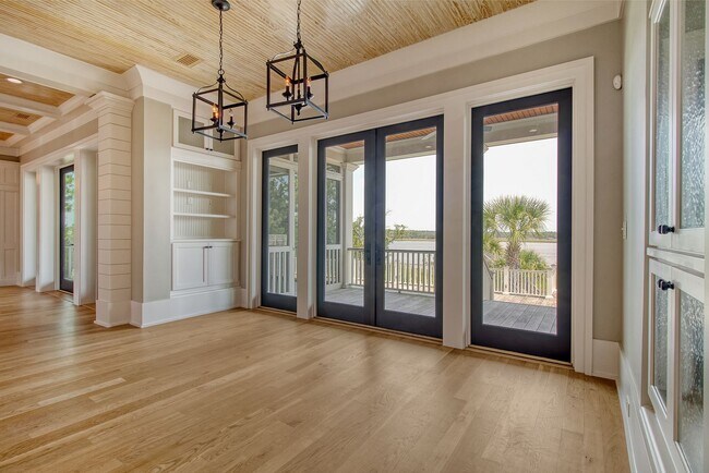 Building Photo - 4 Bedroom 4.5 Bath Home in Dunes West - Mt. Pleasant