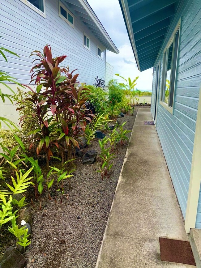 Building Photo - Turn-Key 2-Bedroom Home in The Pines – Ocean & Mountain Views!