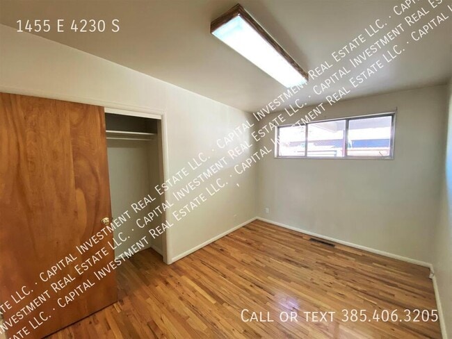 Building Photo - 1455 E 4230 S
