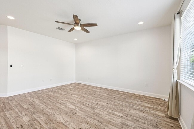 Building Photo - 9212 Margaret Jewel Ln