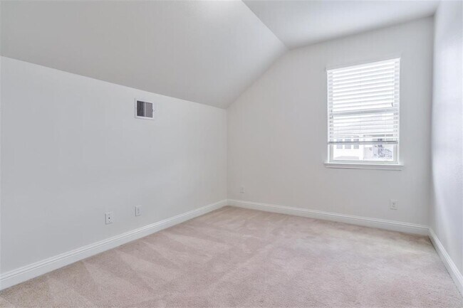 Building Photo - 3414 Smart Sands Ln