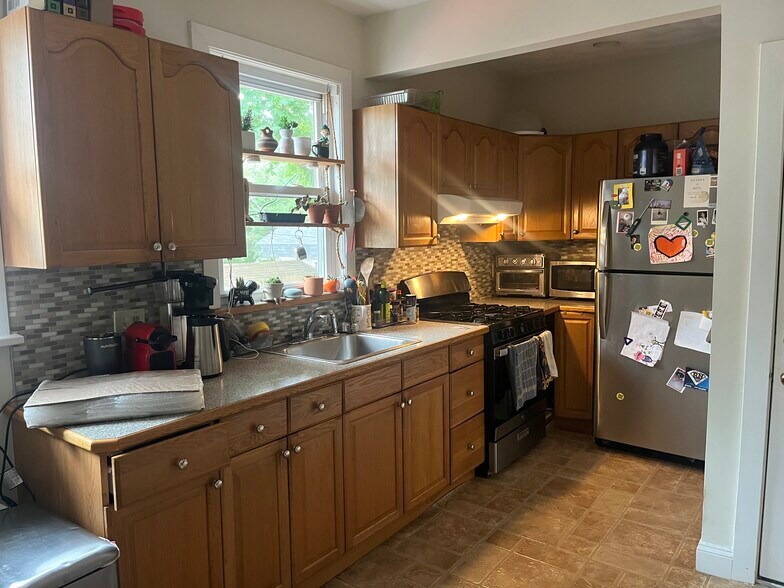 Building Photo - 106 Lynnway