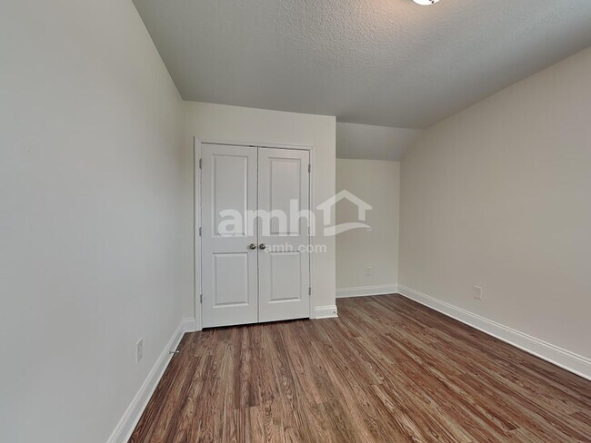 Building Photo - 2470 Ixora Ct