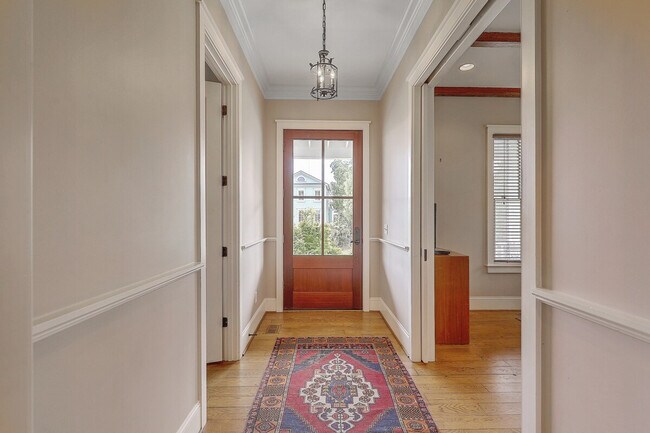 Building Photo - 1624 Diddy Dr