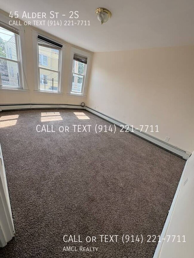Building Photo - 45 Alder St