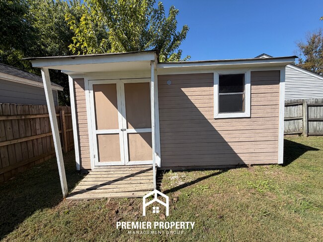 Building Photo - 7143 Markim Dr