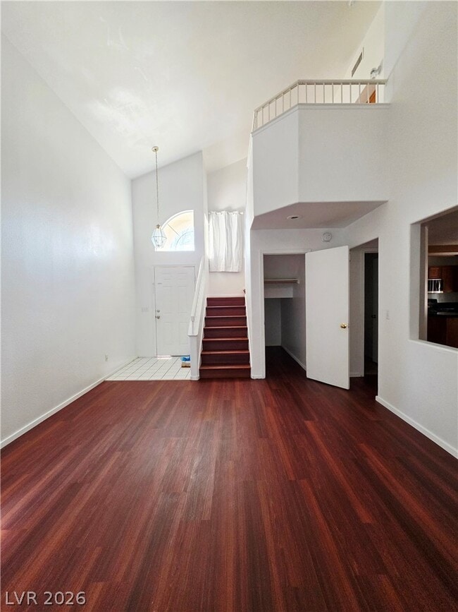 Building Photo - 1824 Sierra Valley Way