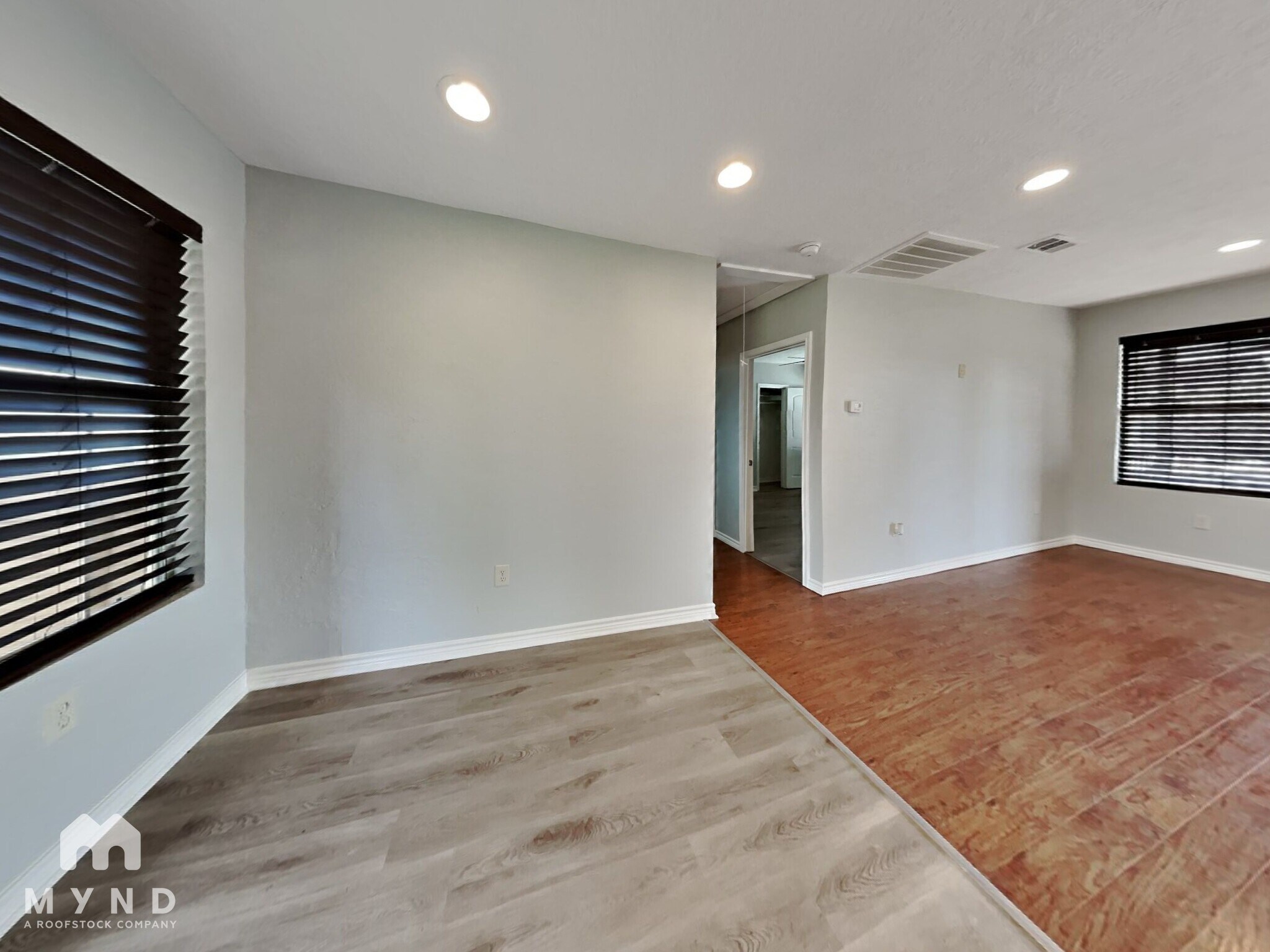 Building Photo - 11807 Roandale Dr