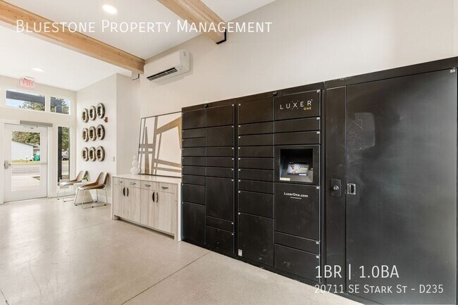 Building Photo - 20711 SE Stark St