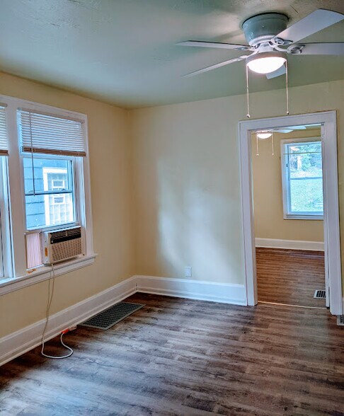 Building Photo - 2750 Enslin St