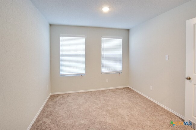 Building Photo - 1915 Chiffchaff