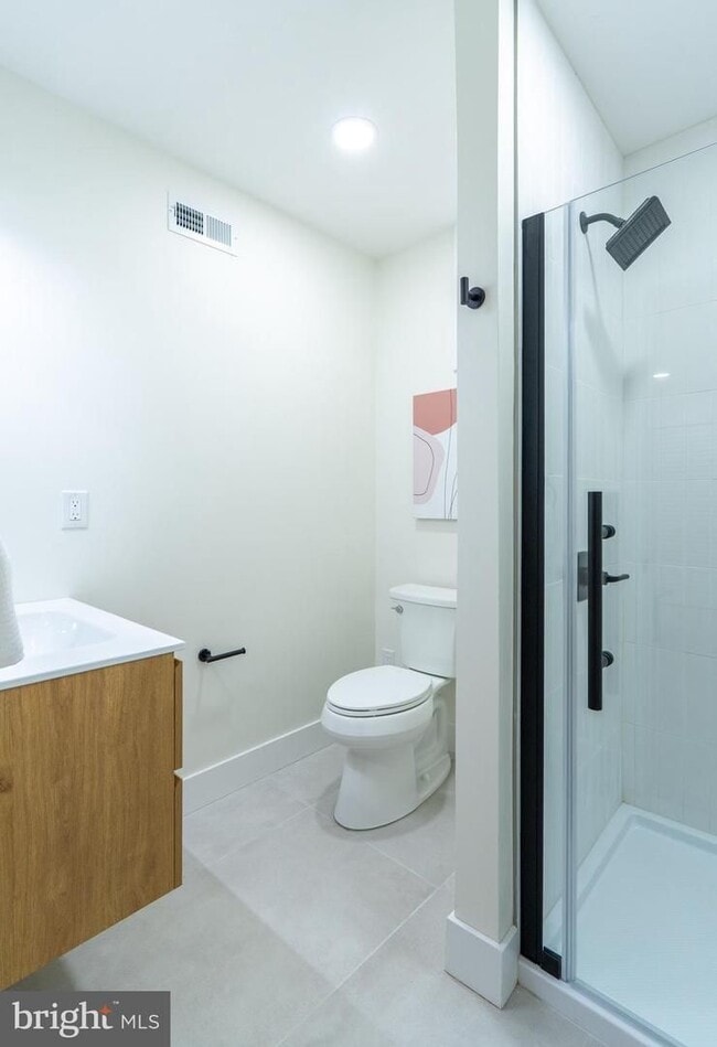 Building Photo - WOW brand new with Deck