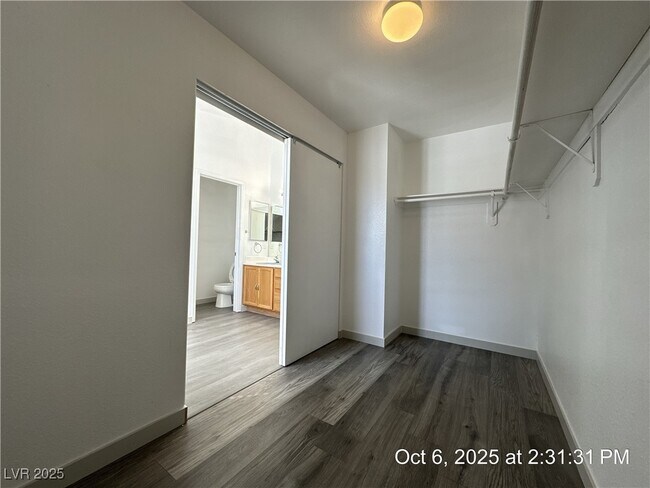 Building Photo - 5409 Mocine Elm Ct