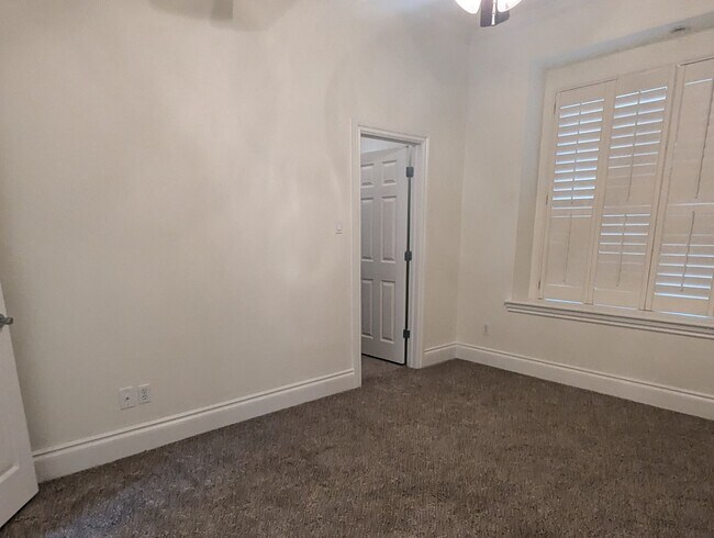 Building Photo - Serene 3 Bed / 3 Bath in Great Austin Loca...
