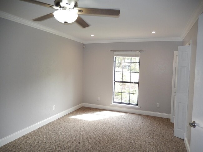 Building Photo - 5527 Denargo Dr