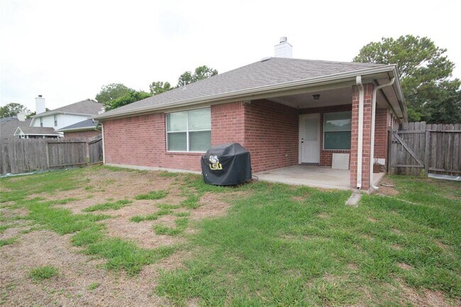 Building Photo - 3051 Glenthorpe Ln