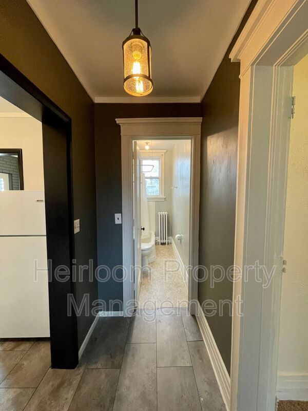 Building Photo - 5348 London Rd