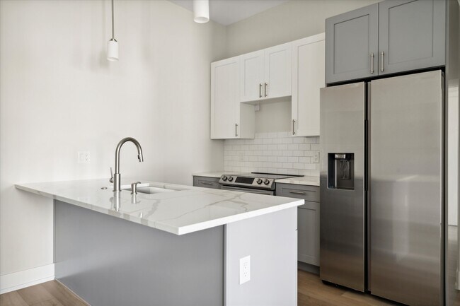 Building Photo - 2105 Germantown Ave