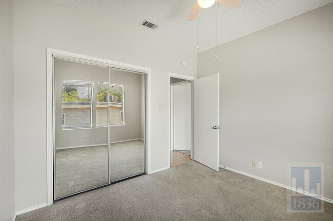 Building Photo - 2804 Rio Grande St