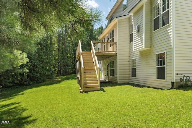 Building Photo - 5 Silverbell Ct