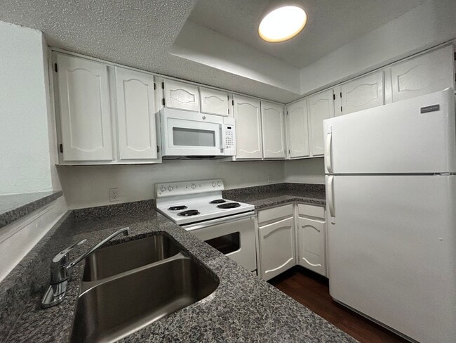 Building Photo - "Fort Worth Texas Homes for Rent"  Darling...