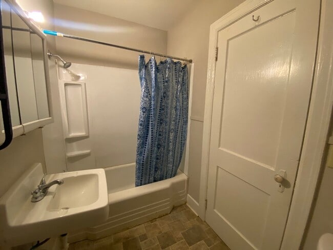 Building Photo - Coming soon! 1 Bedroom Apartment for Rent ...