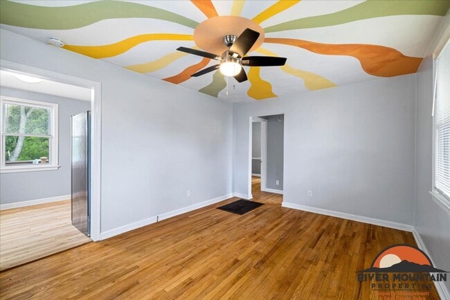 Building Photo - Cozy Single-Family Home in Christiansburg