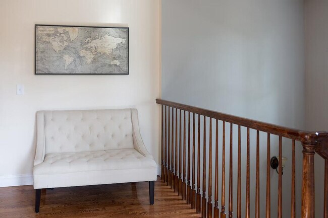 Building Photo - 3209 W Fairview Pl