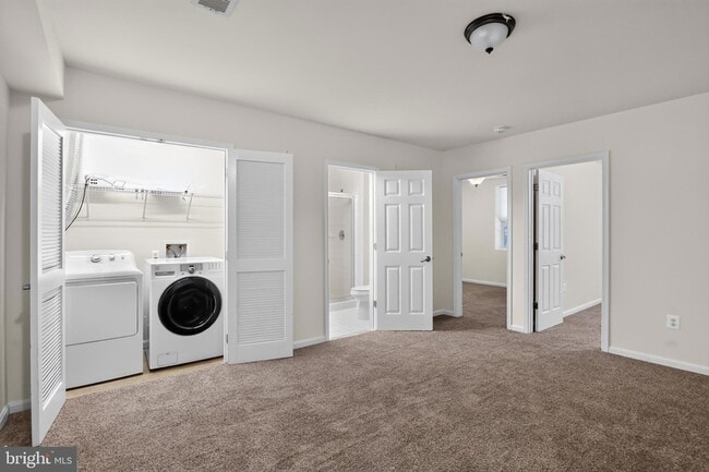 Building Photo - 13945 Hollow Wind Way