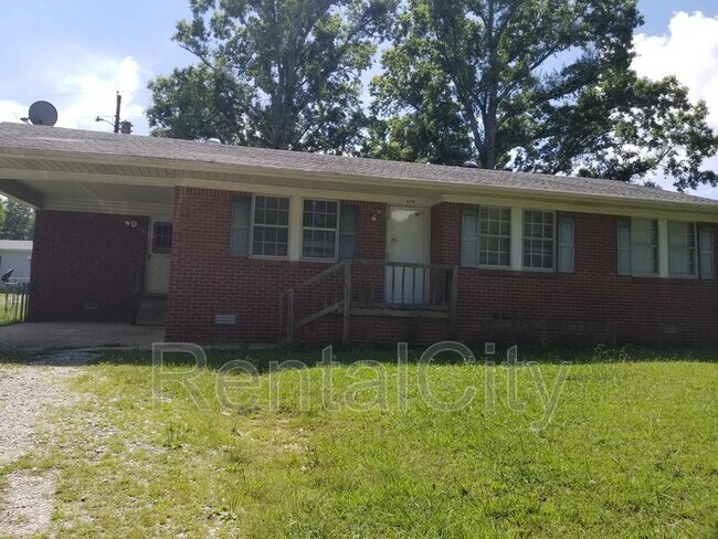 Primary Photo - 470 Diamond Grove Rd