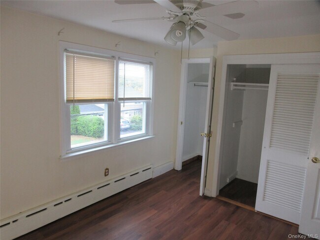 Building Photo - 98 Lincoln Ave