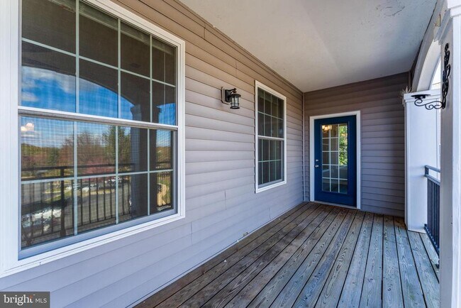 Building Photo - 20451 Chesapeake Square