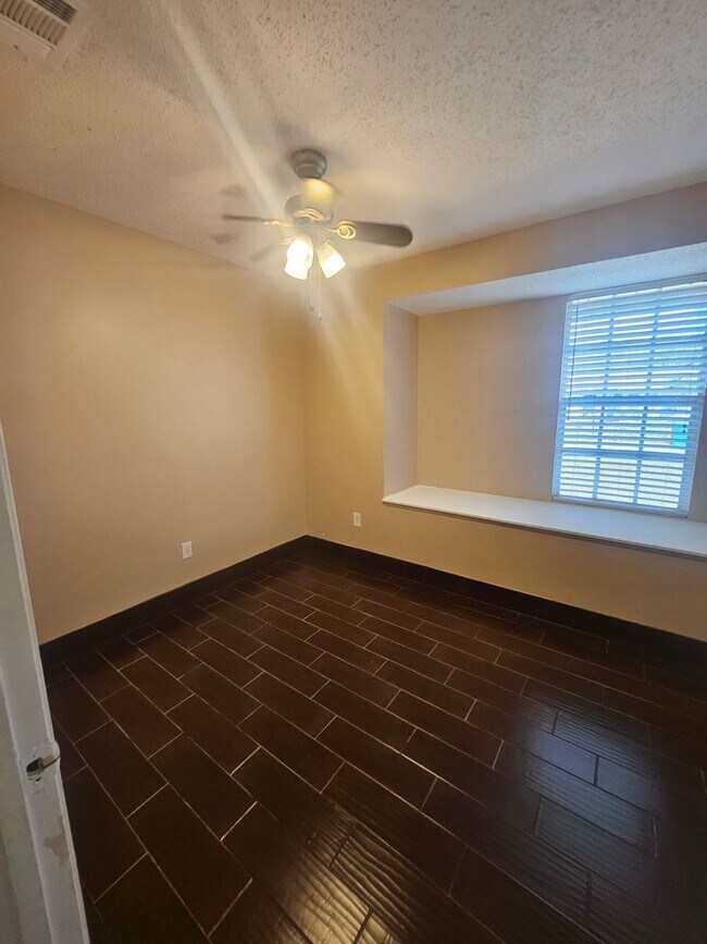 Building Photo - Single Family Home in Port Charlotte