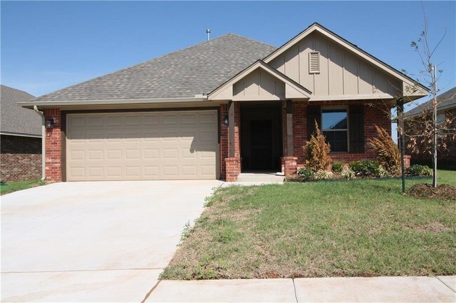 Building Photo - 13924 Northwood Village Dr