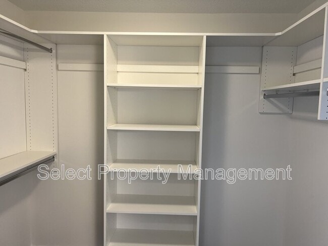 Building Photo - 12246 Speranza Dr