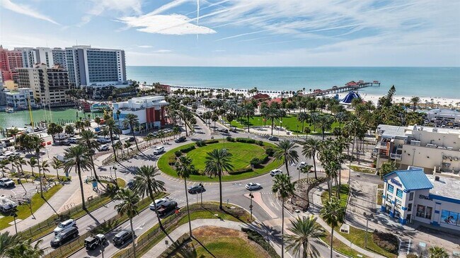 Building Photo - 741 Lantana Ave