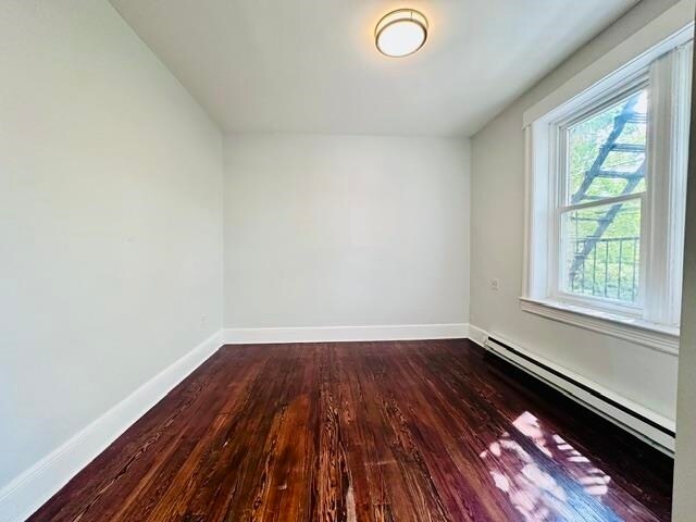 Building Photo - 265 Avenue B