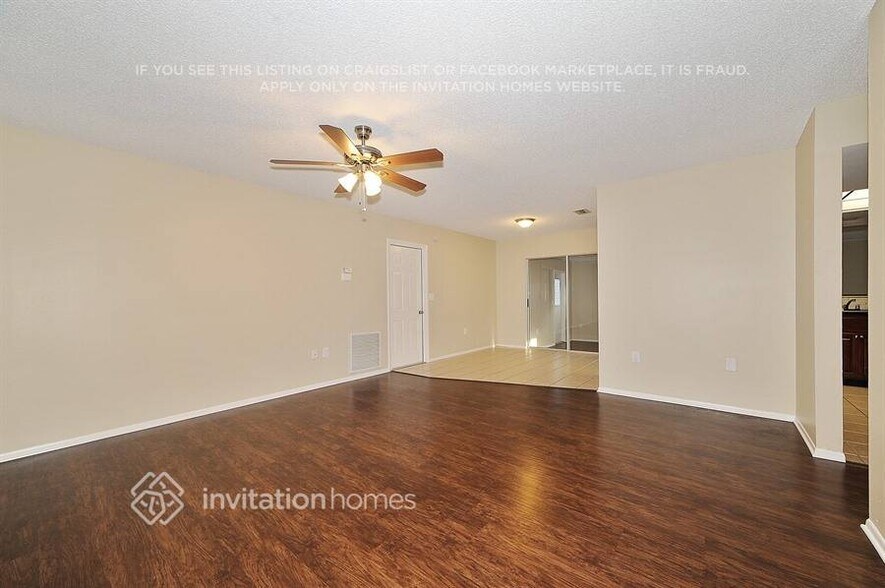 Building Photo - 312 48th St W