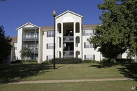 Building Photo - 121 Wexford Dr