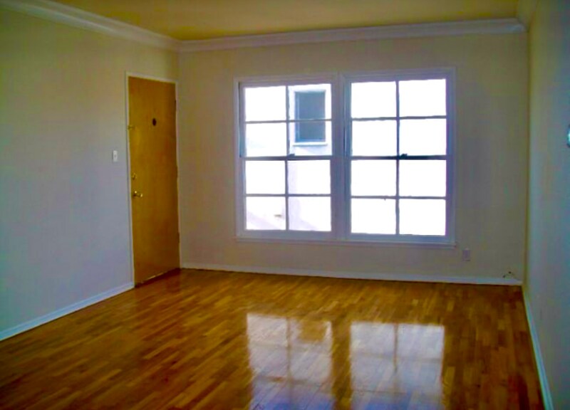 Building Photo - 1466 S Sherbourne Dr