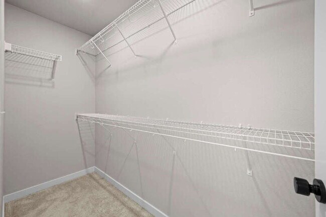 Building Photo - 13717 Admiralty Way