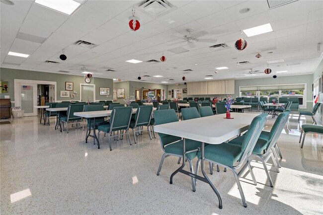 Building Photo - 3301 US-19 ALT