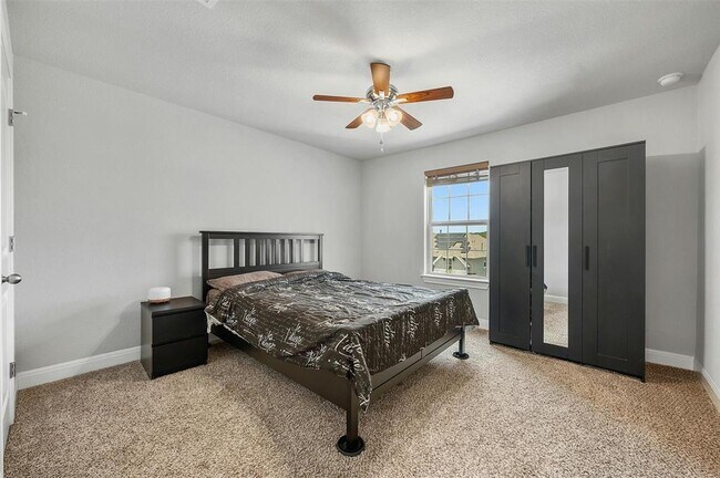 Building Photo - 15613 Cabrillo Way