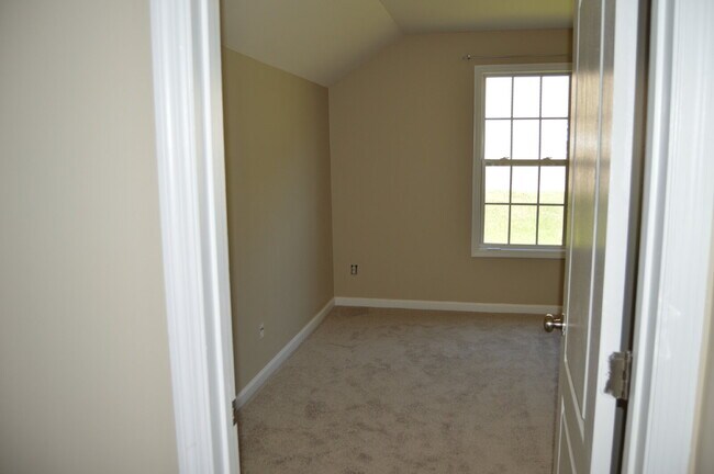 Building Photo - 60 Cobblestone Dr