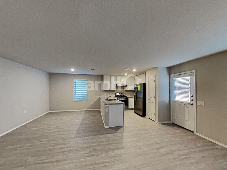 Building Photo - 7330 Rosada Way